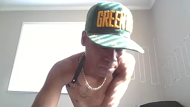 PETER-RABIT online show from December 2024 05:47:02 PM