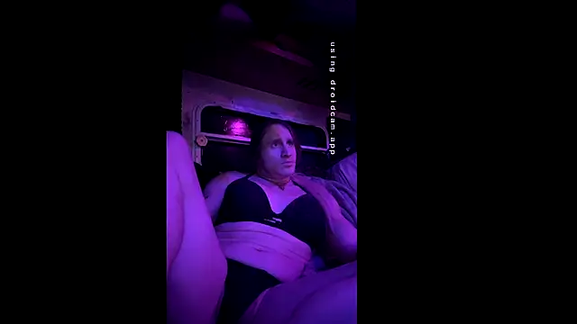 badliljenna1002 online show from January 2026 05:00:01 AM