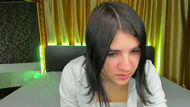  Polly Love  online show from October 2025 06:11:02 AM