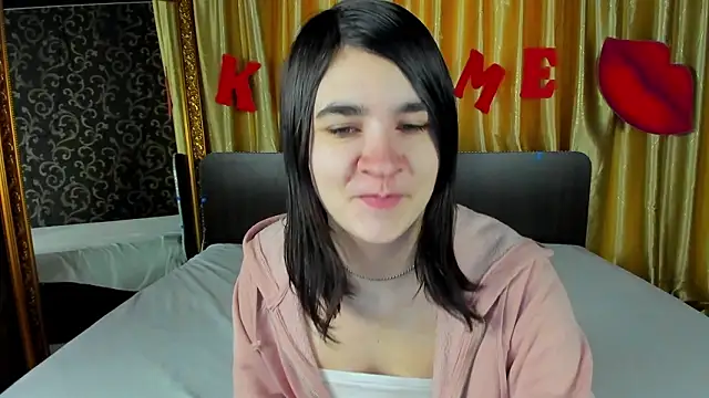  Polly Love  online show from February 2026 07:19:01 AM