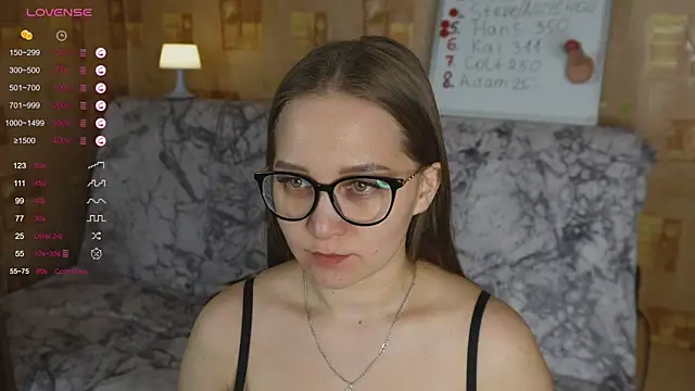 Miatiny online show from January 2025 06:14:01 PM