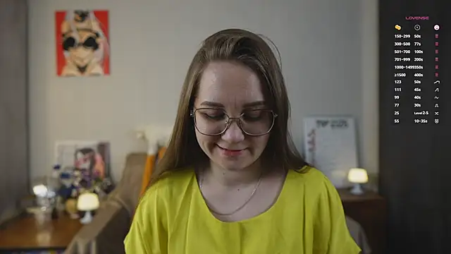 Snapshot of Miatiny chatting on April 2026 07:15:01 PM Miatiny online show from April 2026 07:15:01 PM