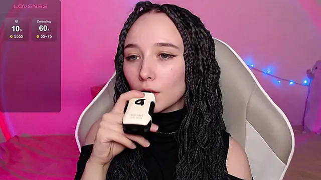 Robin yourss online show from March 2025 04:07:02 PM