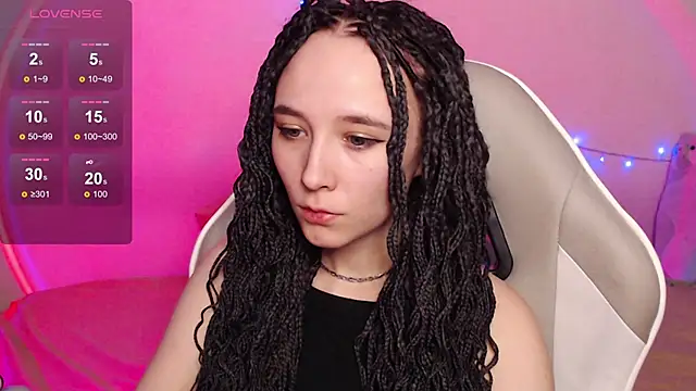 Robin yourss online show from March 2025 05:52:01 PM