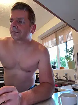 Snapshot of Dan_NFS chatting on October 2025 06:22:02 AM Dan NFS online show from October 2025 06:22:02 AM