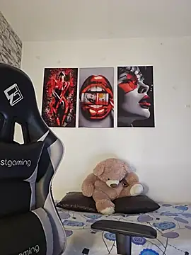 Antonella2 m online show from November 2025 01:25:02 PM