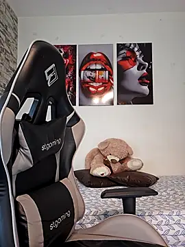 Snapshot of Antonella2_m chatting on March 2026 01:07:02 PM Antonella2 m online show from March 2026 01:07:02 PM