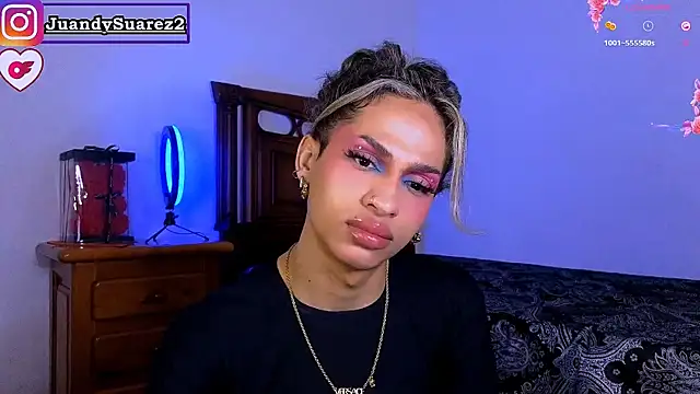 Snapshot of Abby_bella09 chatting on April 2026 08:15:01 AM Abby bella09 online show from April 2026 08:15:01 AM