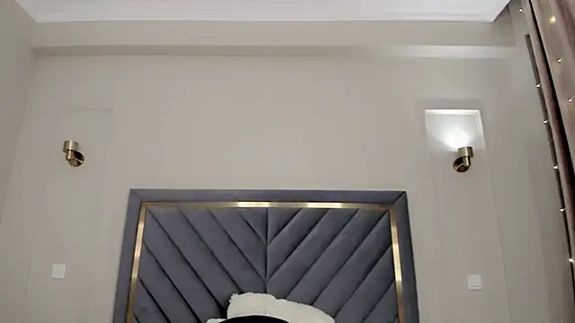 Snapshot of oxxx_me chatting on January 2025 01:59:02 AM oxxx me online show from January 2025 01:59:02 AM