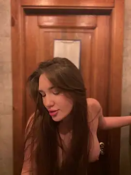 Holly Molii online show from December 2024 08:09:01 AM