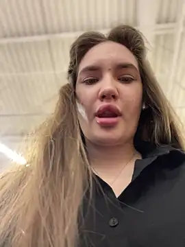 Holly Molii online show from December 2024 08:37:02 AM