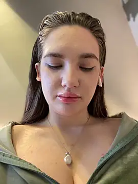 Holly Molii online show from January 2025 08:04:02 AM