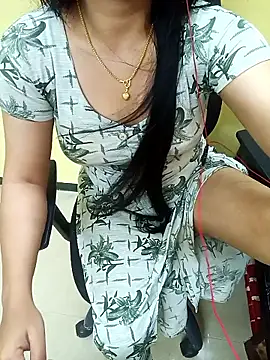 Snapshot of yourtamilcouple chatting on March 2026 09:57:02 AM yourtamilcouple online show from March 2026 09:57:02 AM