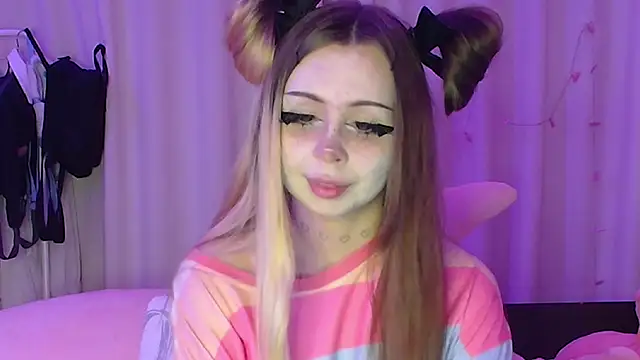 suemeow online show from April 2026 07:14:01 PM