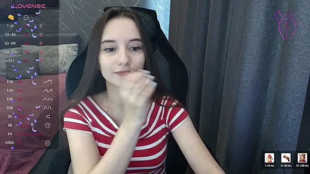 Alice Weiss online show from July 2026 09:24:02 AM