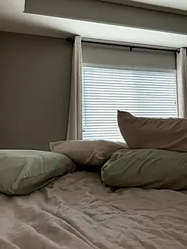 Snapshot of Naughty_pussy2cum chatting on December 2024 09:15:02 PM Naughty pussy2cum online show from December 2024 09:15:02 PM