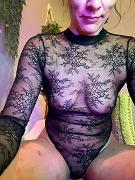 Snapshot of Naughty_pussy2cum chatting on October 2025 03:47:01 AM Naughty pussy2cum online show from October 2025 03:47:01 AM