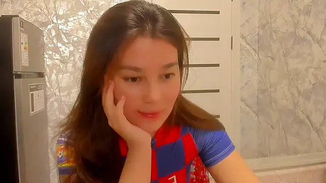 LunaXmii online show from June 2026 11:57:02 PM