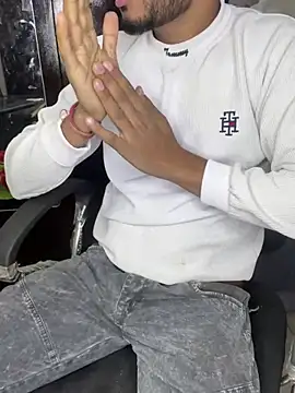 Snapshot of sexyboy09 chatting on December 2024 03:33:02 PM sexyboy09 online show from December 2024 03:33:02 PM