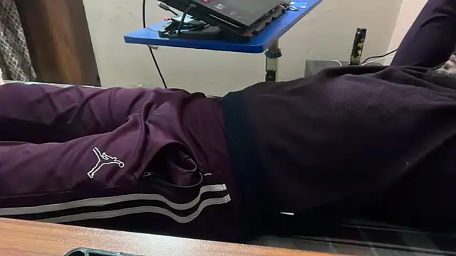 Snapshot of sexyboy09 chatting on October 2025 07:47:01 PM sexyboy09 online show from October 2025 07:47:01 PM