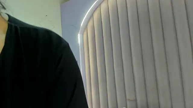 JaylaScott   online show from February 2025 11:43:02 AM