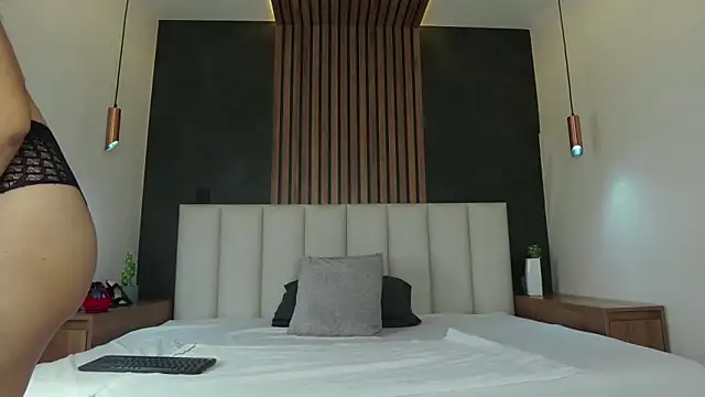 JaylaScott   online show from March 2025 11:39:02 AM