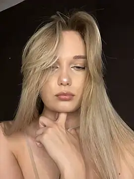 Alisa Rise online show from February 2025 07:52:02 PM