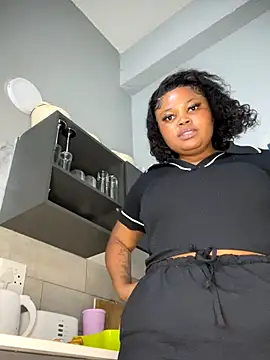 Curveysinaa online show from October 2025 09:39:02 AM