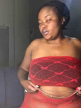 Snapshot of Curveysinaa chatting on April 2026 04:26:01 PM Curveysinaa online show from April 2026 04:26:01 PM