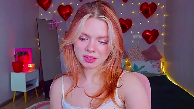 Snapshot of Red__Candy chatting on March 2026 03:06:01 PM Red Candy online show from March 2026 03:06:01 PM