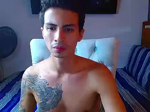 Velk hot online show from April 2026 07:07:02 PM