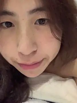 Aimeil online show from December 2024 04:03:01 PM