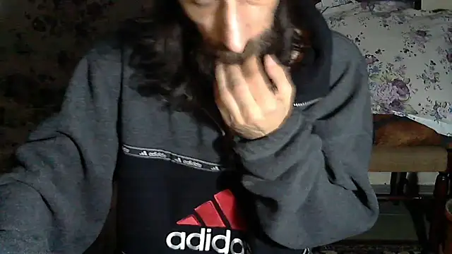 Snapshot of vulpe8400 chatting on April 2026 10:14:02 PM vulpe8400 online show from April 2026 10:14:02 PM