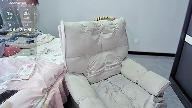 Feifei-cn online show from March 2025 12:38:01 AM