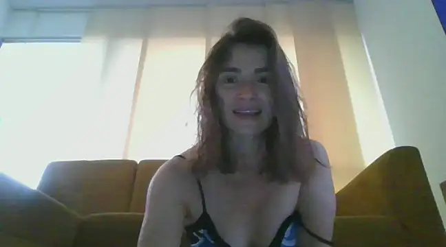 Liloo8923 online show from January 2025 11:24:01 AM