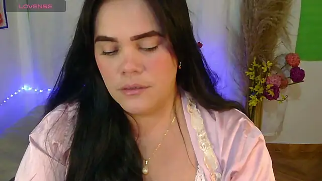 Snapshot of blue_angel33 chatting on March 2026 02:38:02 AM blue angel33 online show from March 2026 02:38:02 AM