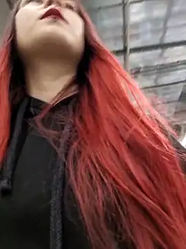 Snapshot of Reed_Fox chatting on February 2025 04:40:01 PM Reed Fox online show from February 2025 04:40:01 PM