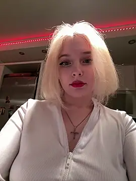 Snapshot of XMelissaX chatting on April 2026 11:19:02 PM XMelissaX online show from April 2026 11:19:02 PM