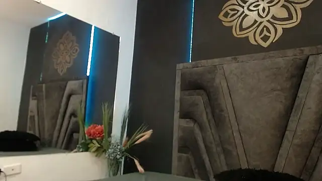 stefany bro online show from October 2025 11:12:02 AM