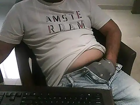 Snapshot of cryptoman1119 chatting on February 2026 10:24:01 AM cryptoman1119 online show from February 2026 10:24:01 AM