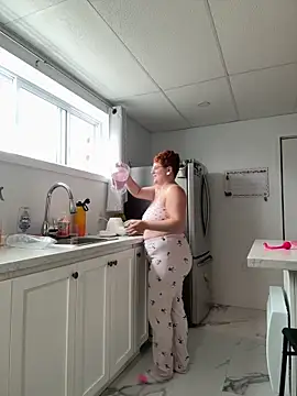 Sweetleeahxx online show from September 2025 12:52:02 PM