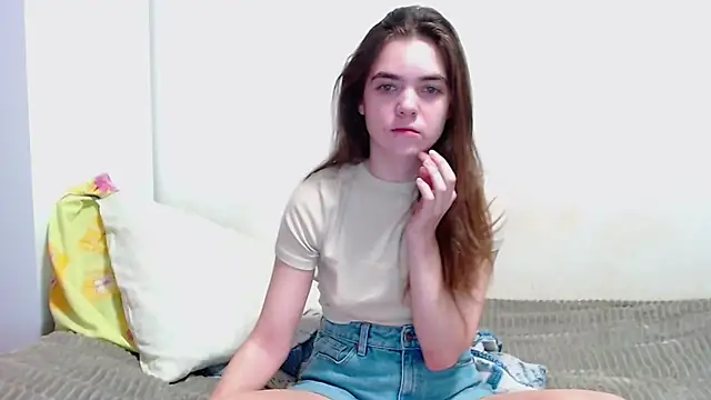 SallyMkn online show from December 2024 10:34:01 AM