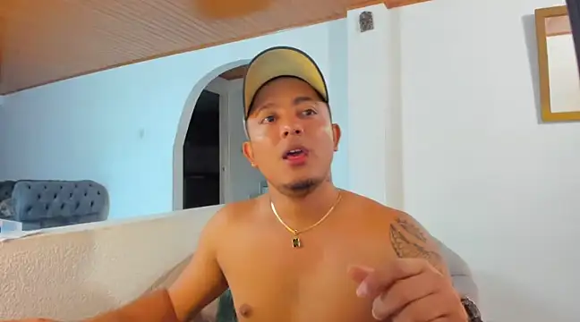 Snapshot of Michael_Acosta chatting on February 2025 01:04:02 AM Michael Acosta online show from February 2025 01:04:02 AM