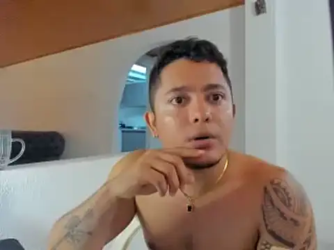 Snapshot of Michael_Acosta chatting on February 2025 03:45:01 AM Michael Acosta online show from February 2025 03:45:01 AM