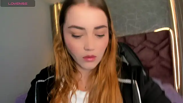 Lucia star   online show from January 2025 01:19:01 PM