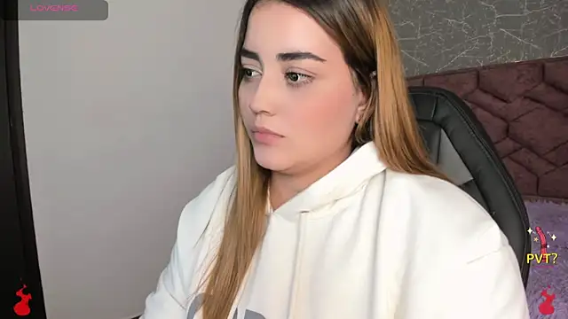 Lucia star   online show from January 2025 10:55:01 PM