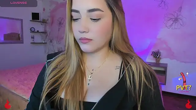 Lucia star   online show from February 2025 02:09:02 AM