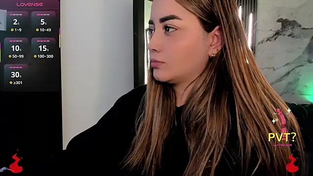 Lucia star   online show from September 2025 06:52:02 PM