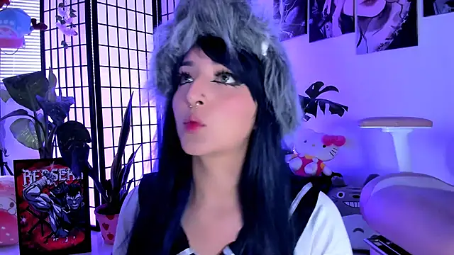 julyana  online show from September 2025 03:13:01 PM