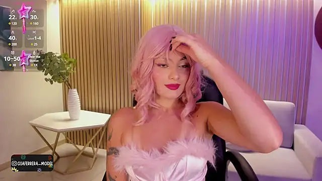 Snapshot of GiaFerrara chatting on January 2025 03:23:01 AM GiaFerrara online show from January 2025 03:23:01 AM